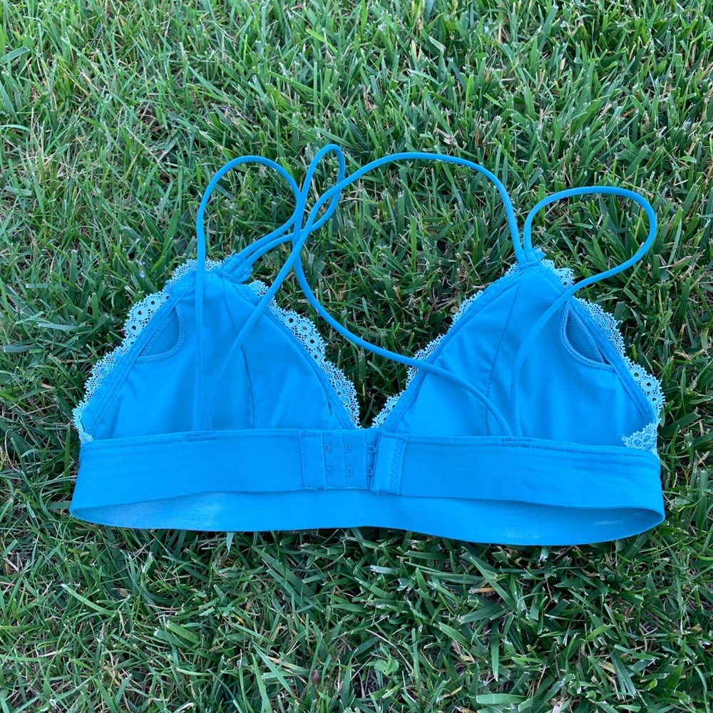 Urban Outfitters Out From Under Bralette - Picture 3 of 7